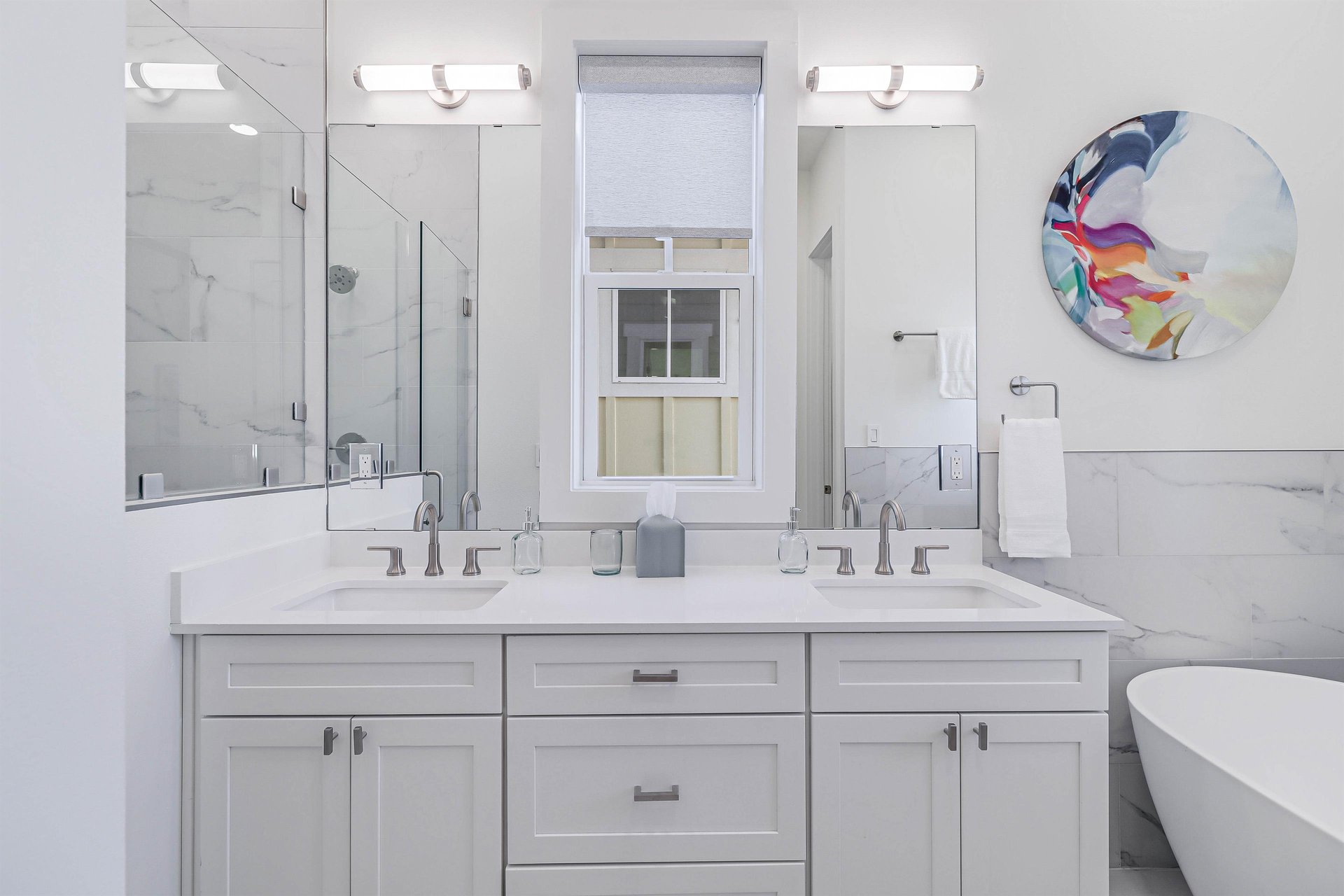 Primary King Bathroom, 2nd Floor