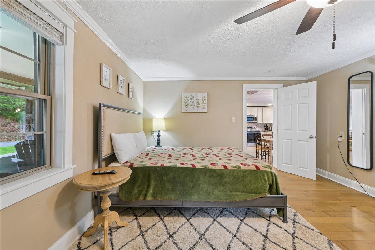58Primary Bedroom