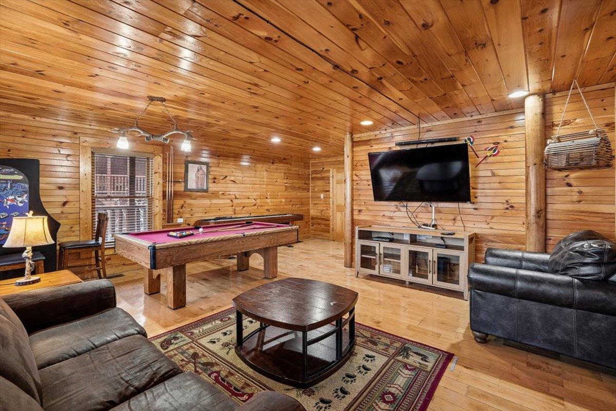 44Recreation Room