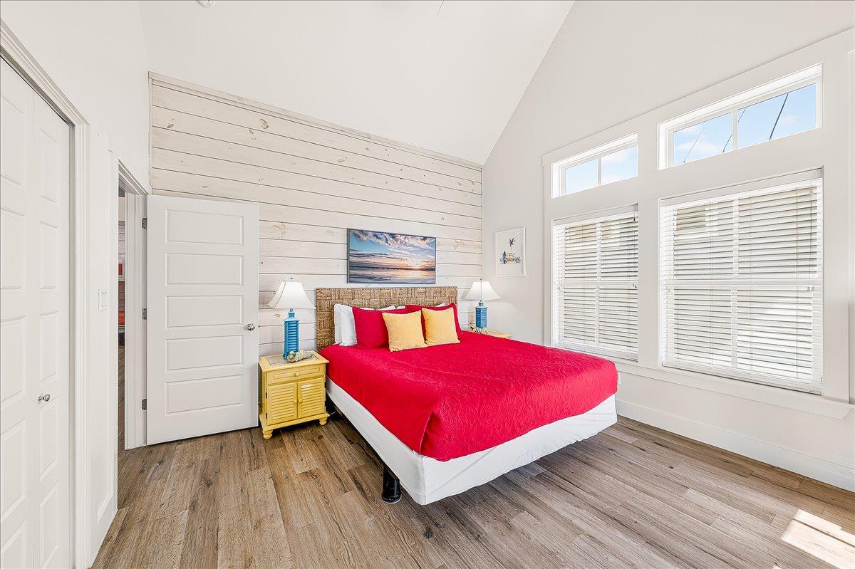 Second King Bedroom, 2nd Floor