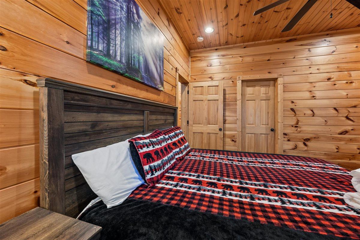 105Bedroom