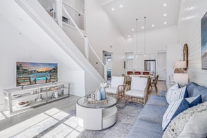 Living Area, 1st Floor