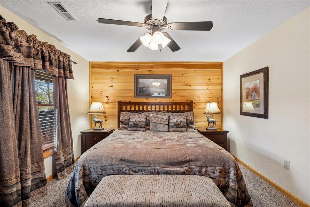 060Bedroom 6