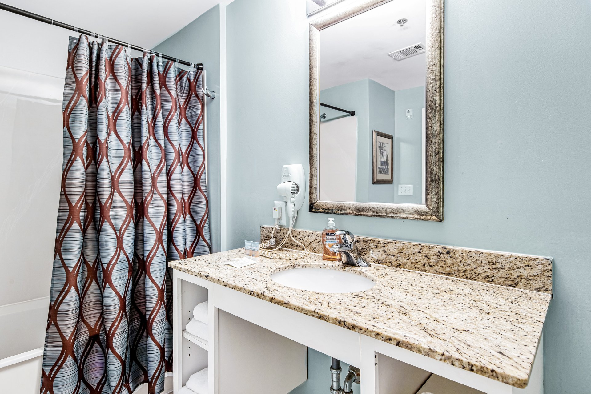 Splash Resort 701E 29