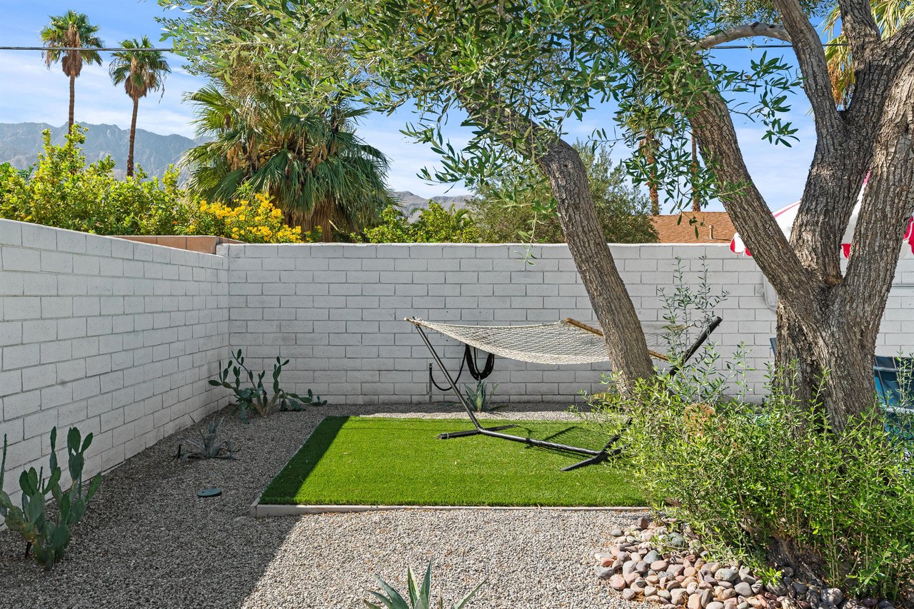 Width1280