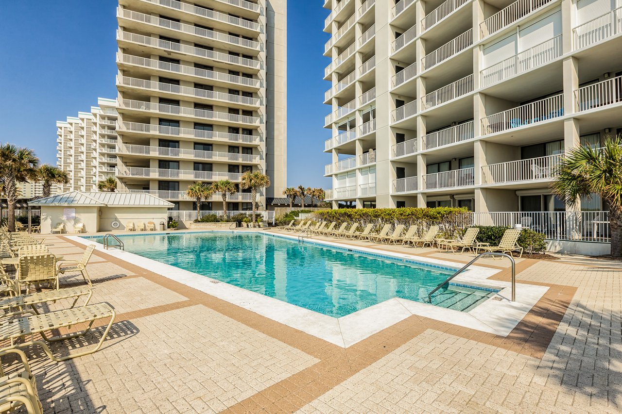 Pelican Pointe 106 2