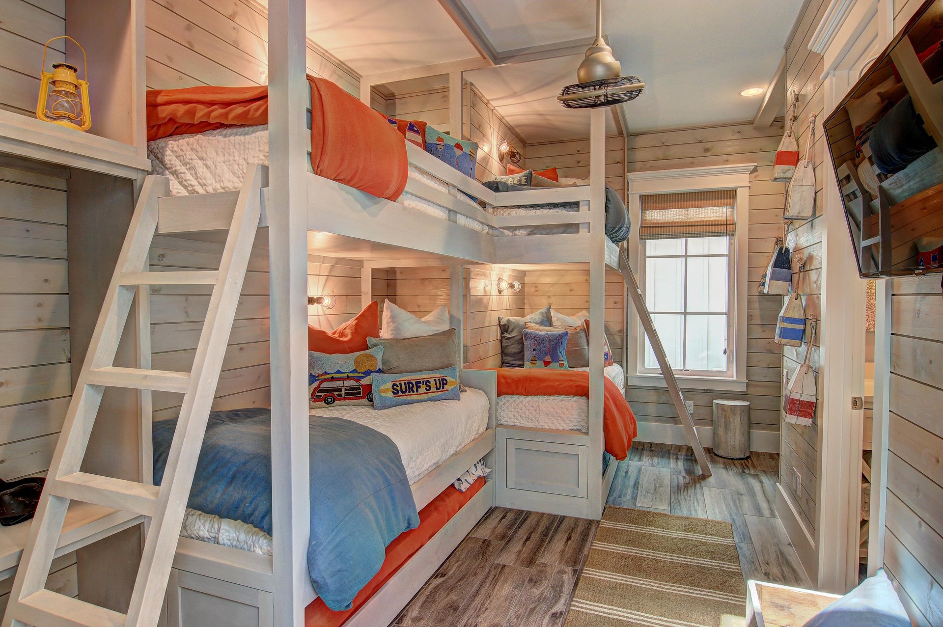 Bunk Room, 1st Floor
