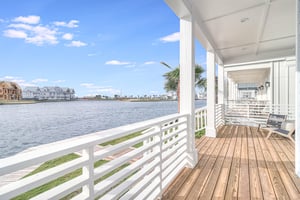 Back Porch, 1st Floor