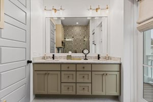 3rd King Ensuite, 2nd Floor