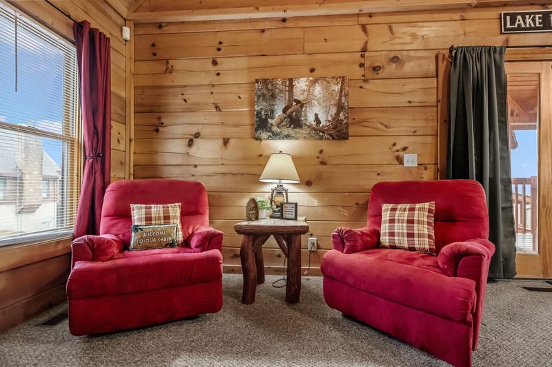 devinelakelodge11