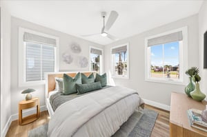 King Bedroom, 1st Floor