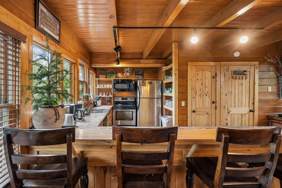 28Breakfast Bar