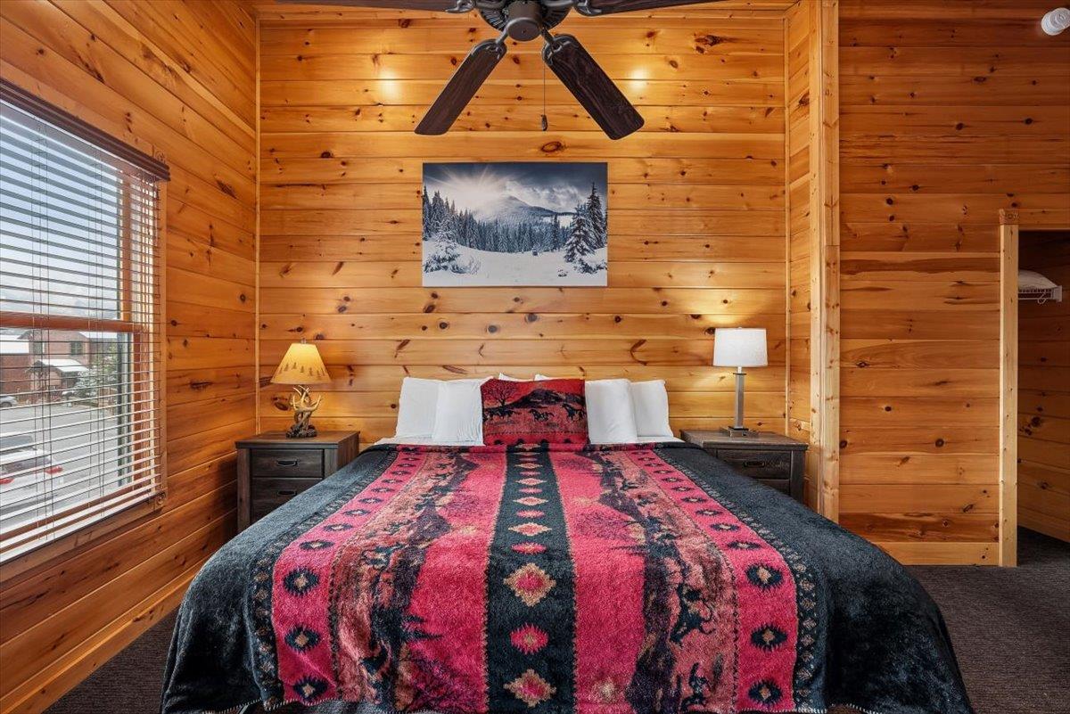 King Bedroom 2