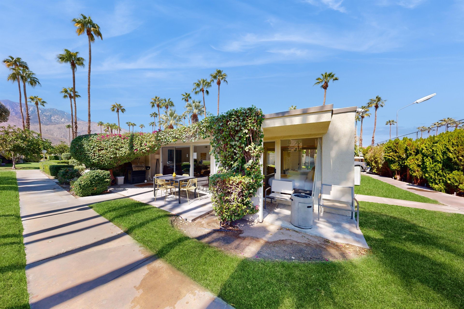 Width1920