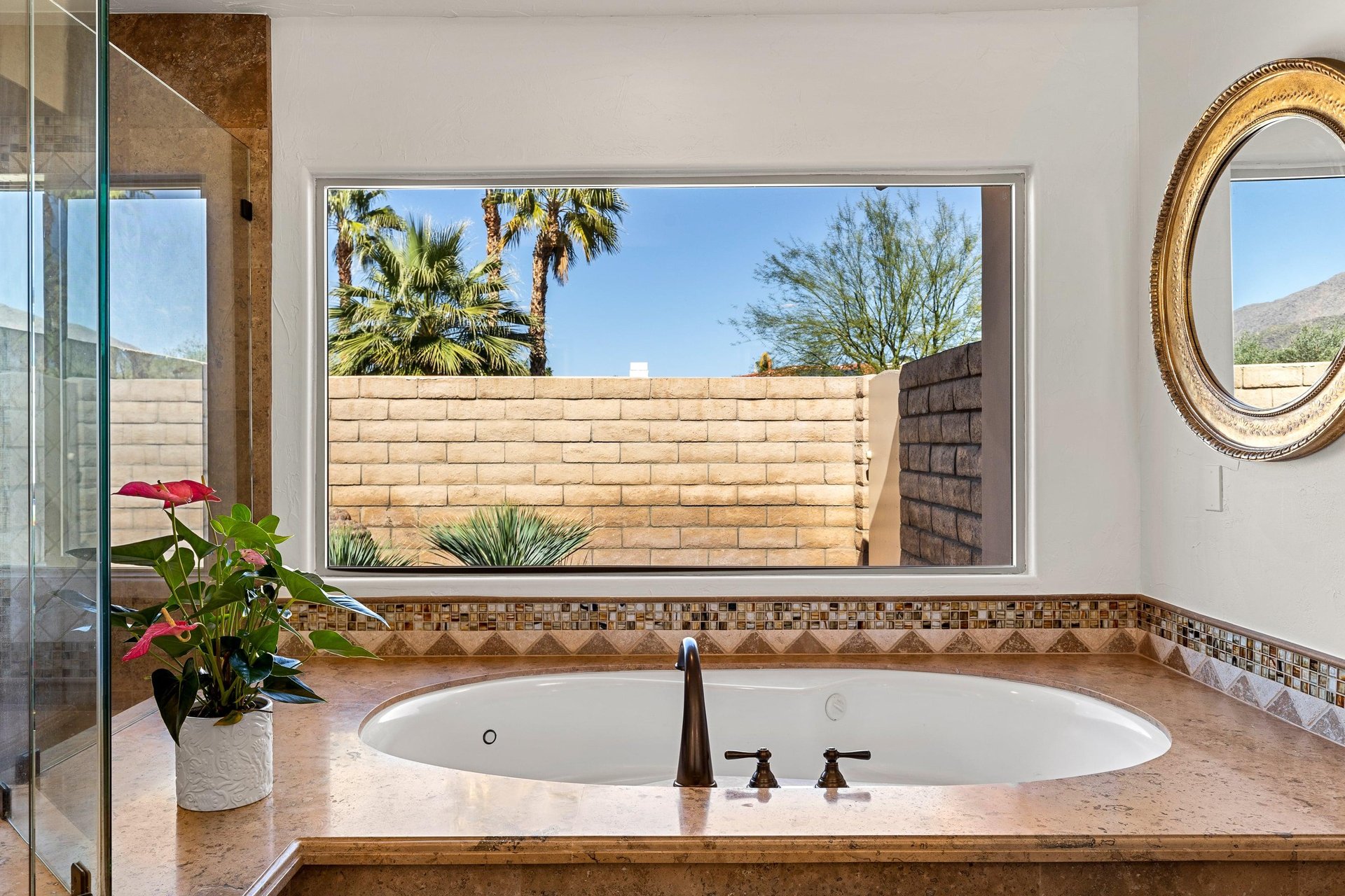 Spalike guest bathroom