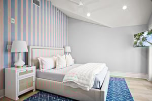 King Bedroom, 2nd Floor