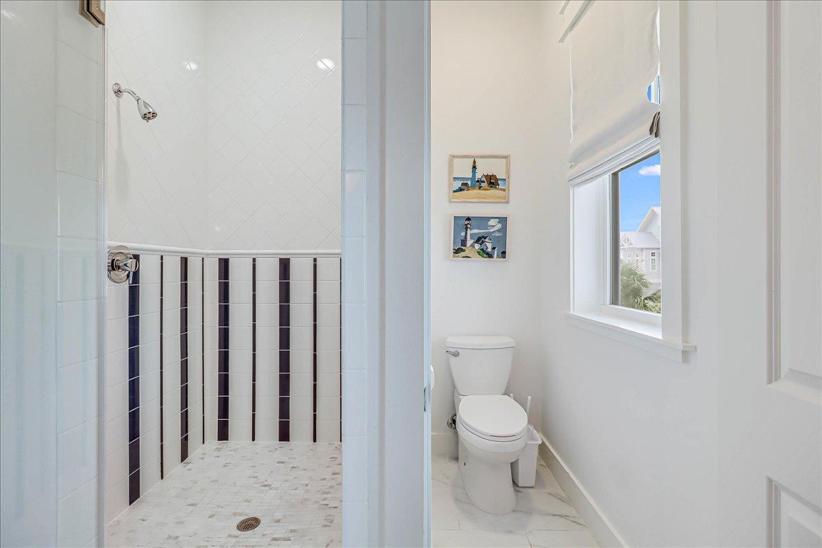 2nd Bunk Bathroom, 2nd Floor