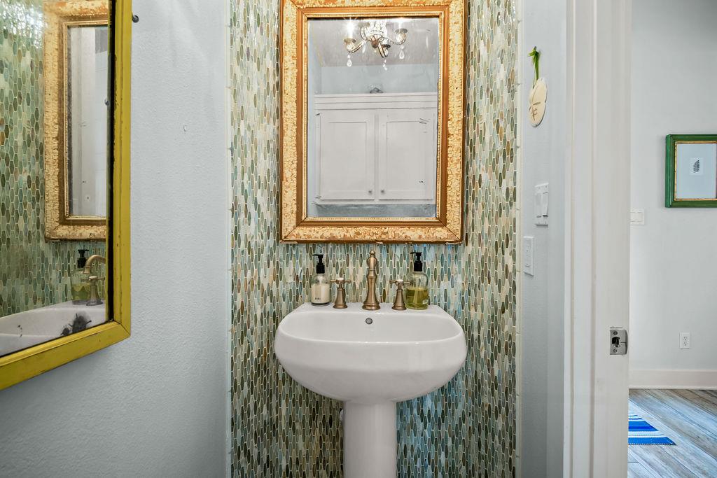 1st Floor, Powder Room
