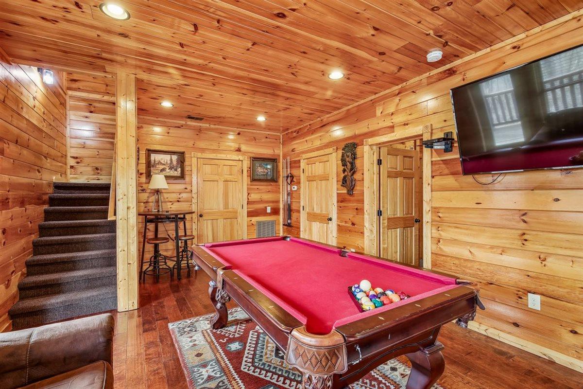 19Game Room