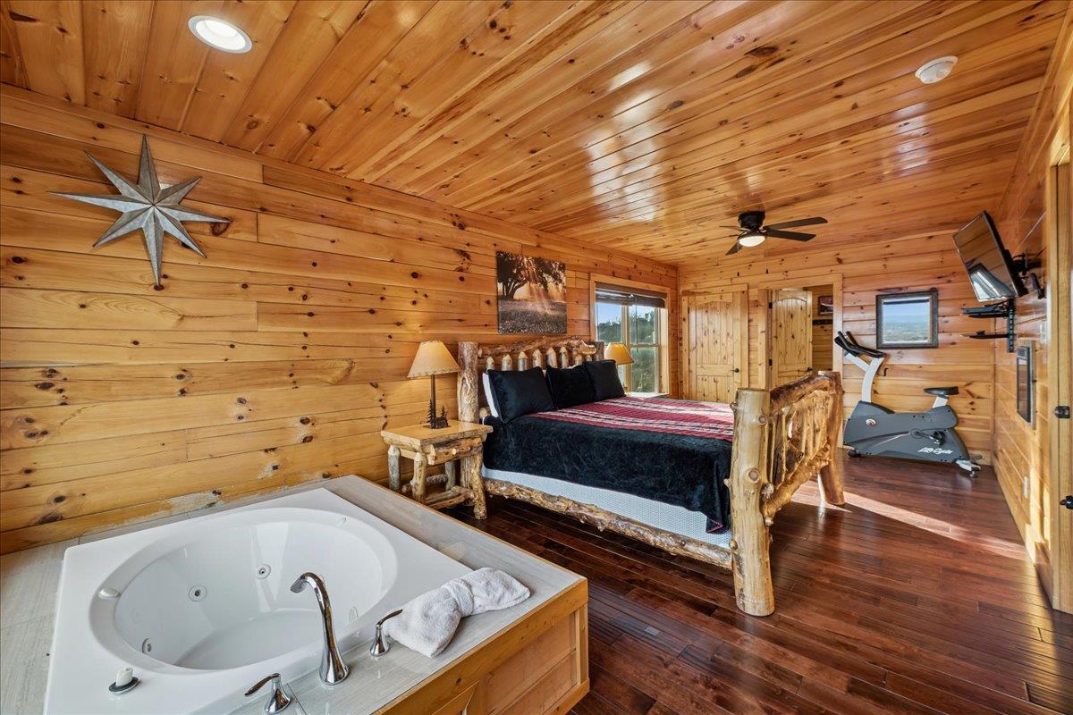 Main Level King Bedroom