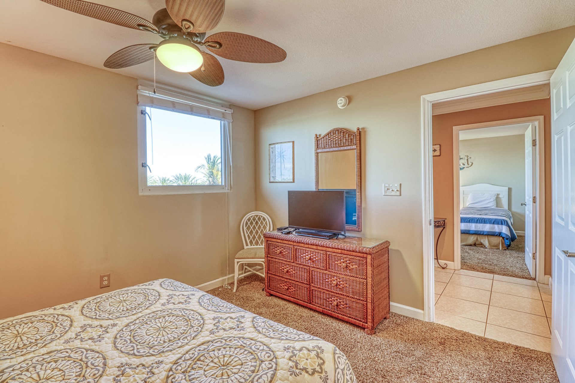 Sterling Beach 305 20