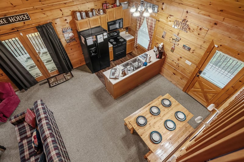 devinelakelodge21