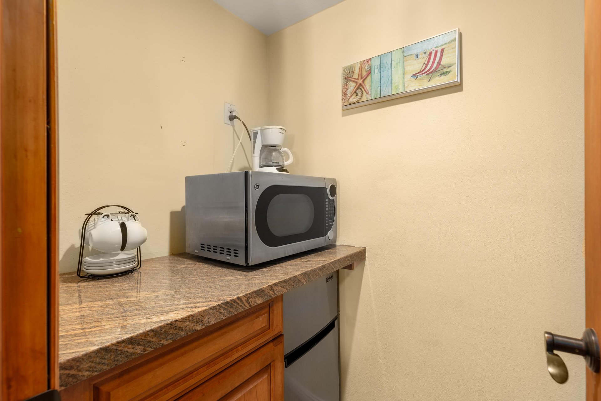 Kitchenette.