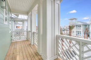 2nd Floor, Primary King Balcony