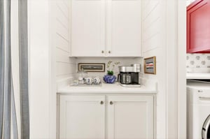 Coffee Bar, 1st Floor