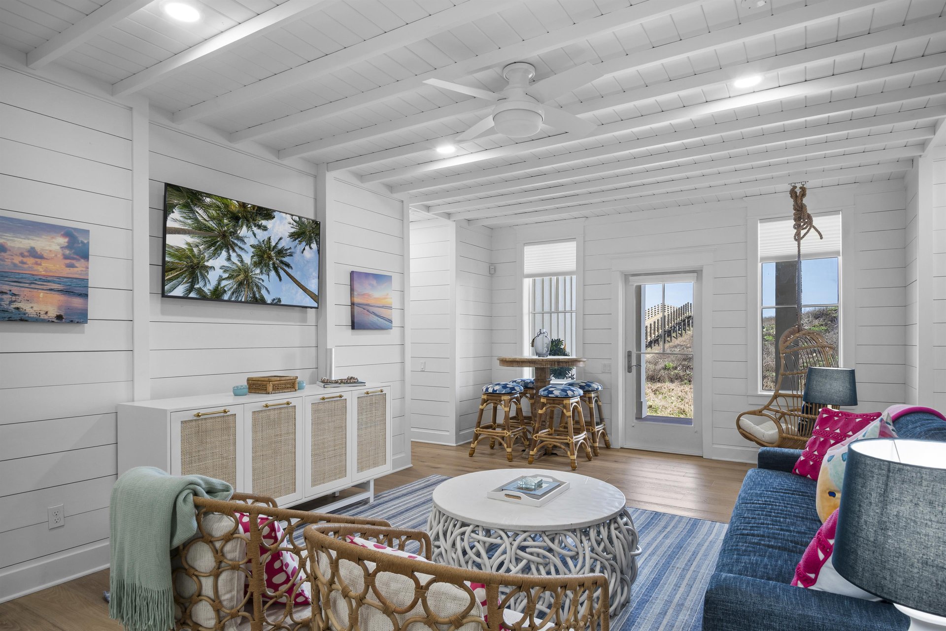 Second Living Area, 1st Floor