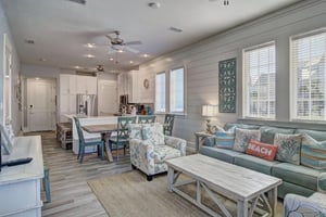 1st Floor, Living Room