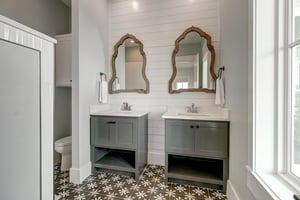 1st Floor King Suite