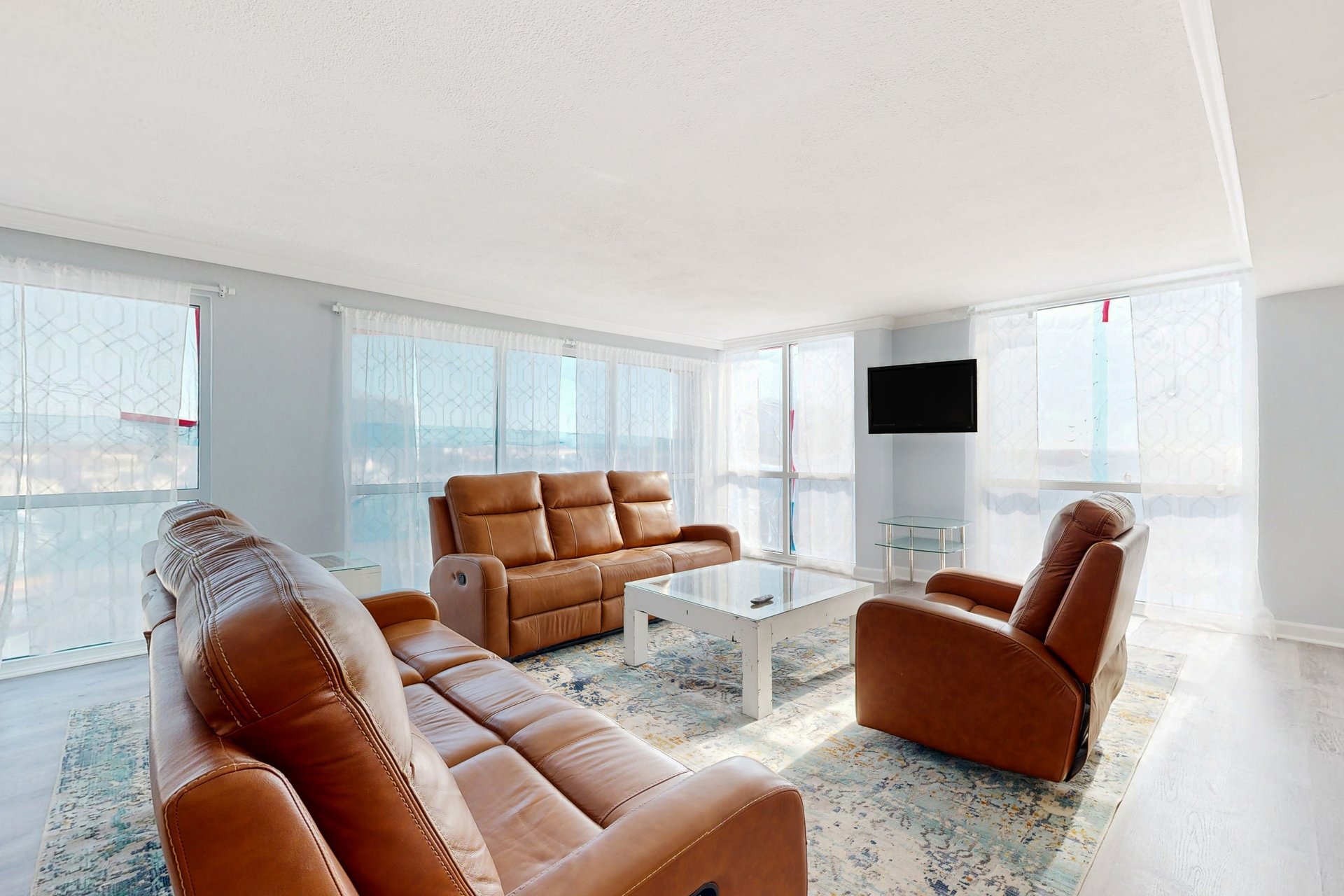 Shoreline Towers 3071 1