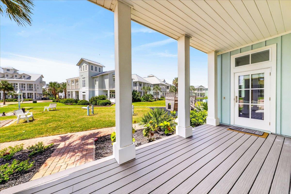 1st Floor, Front Porch