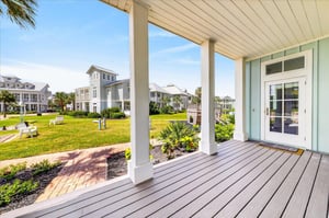 1st Floor, Front Porch