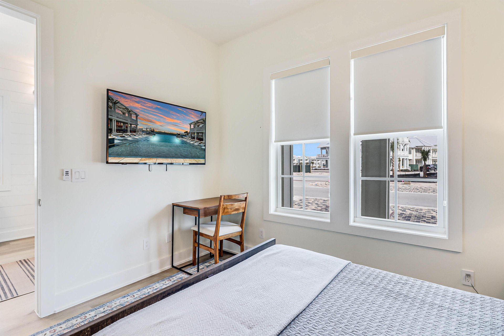 Queen Bedroom, 1st Floor