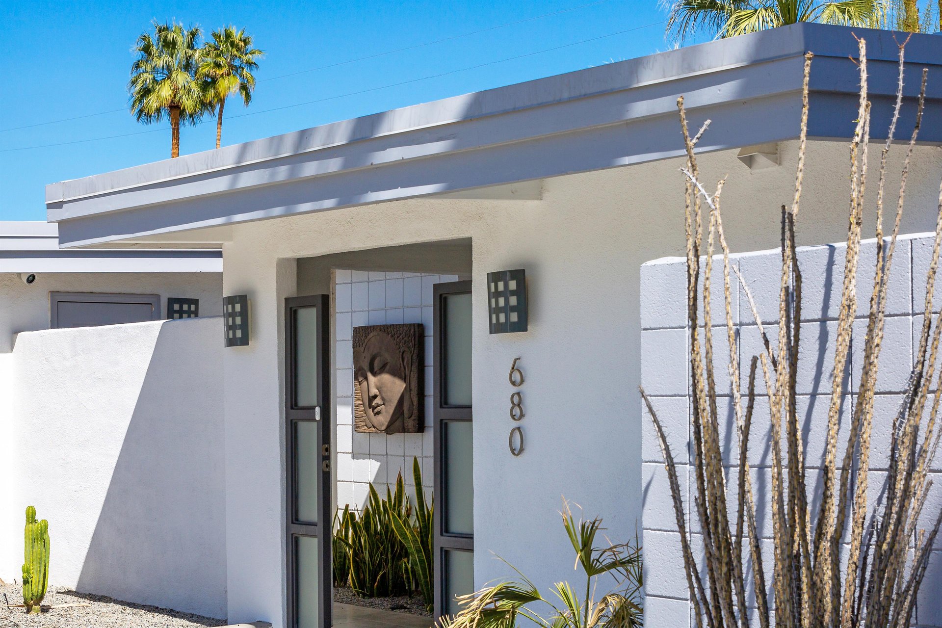 Welcome to Lost Palms Oasis