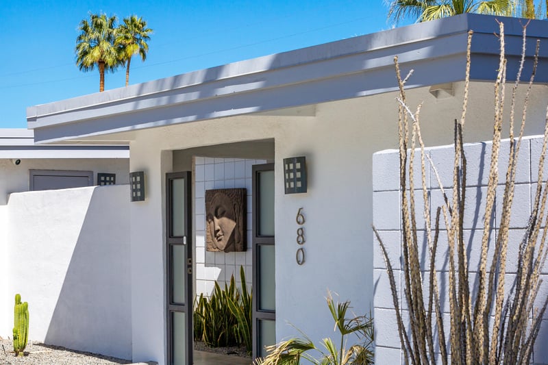 Welcome to Lost Palms Oasis