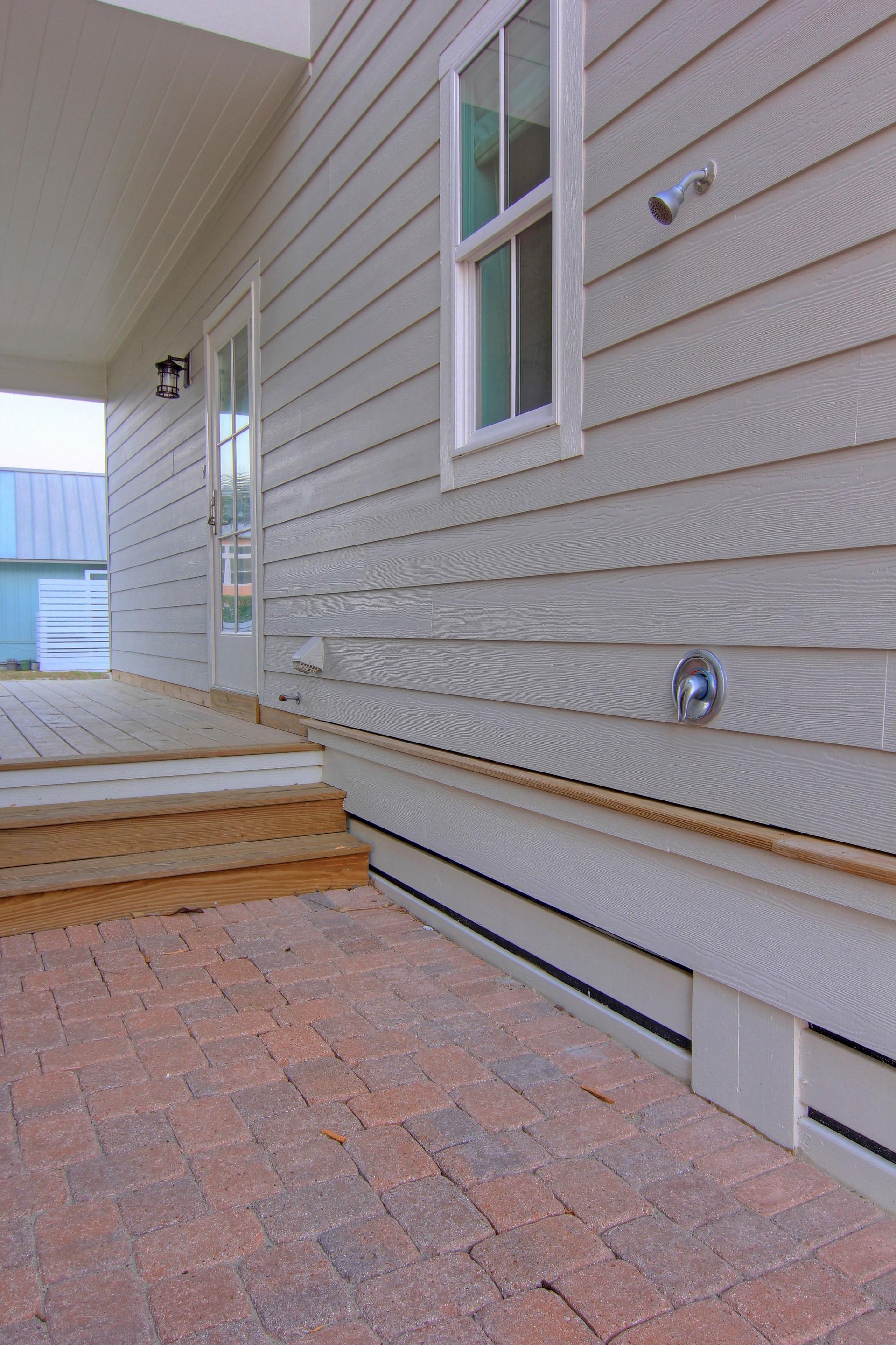 Outdoor Shower Near Breezeway, 1st Floor