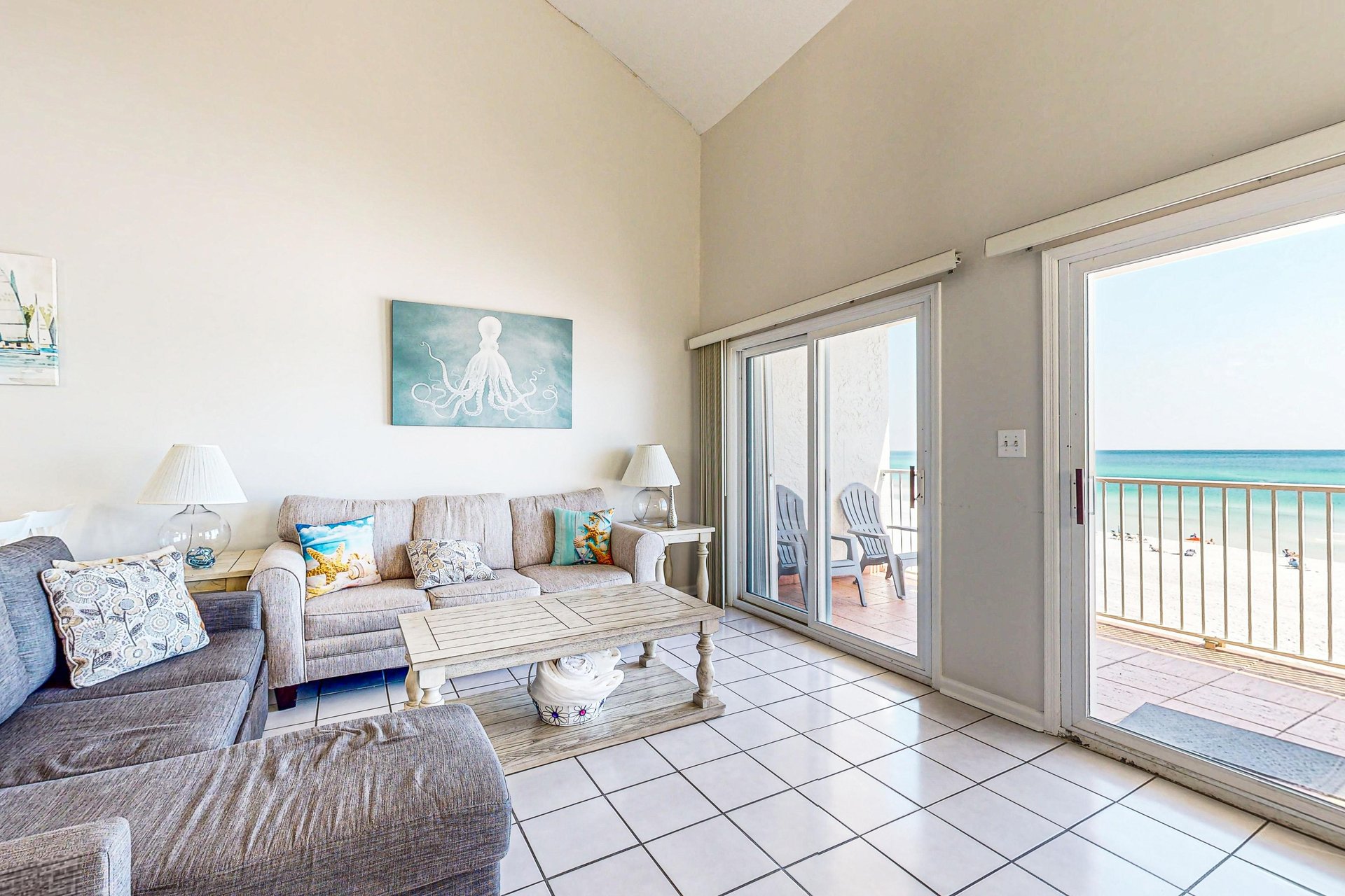 Eastern Shores 215 1