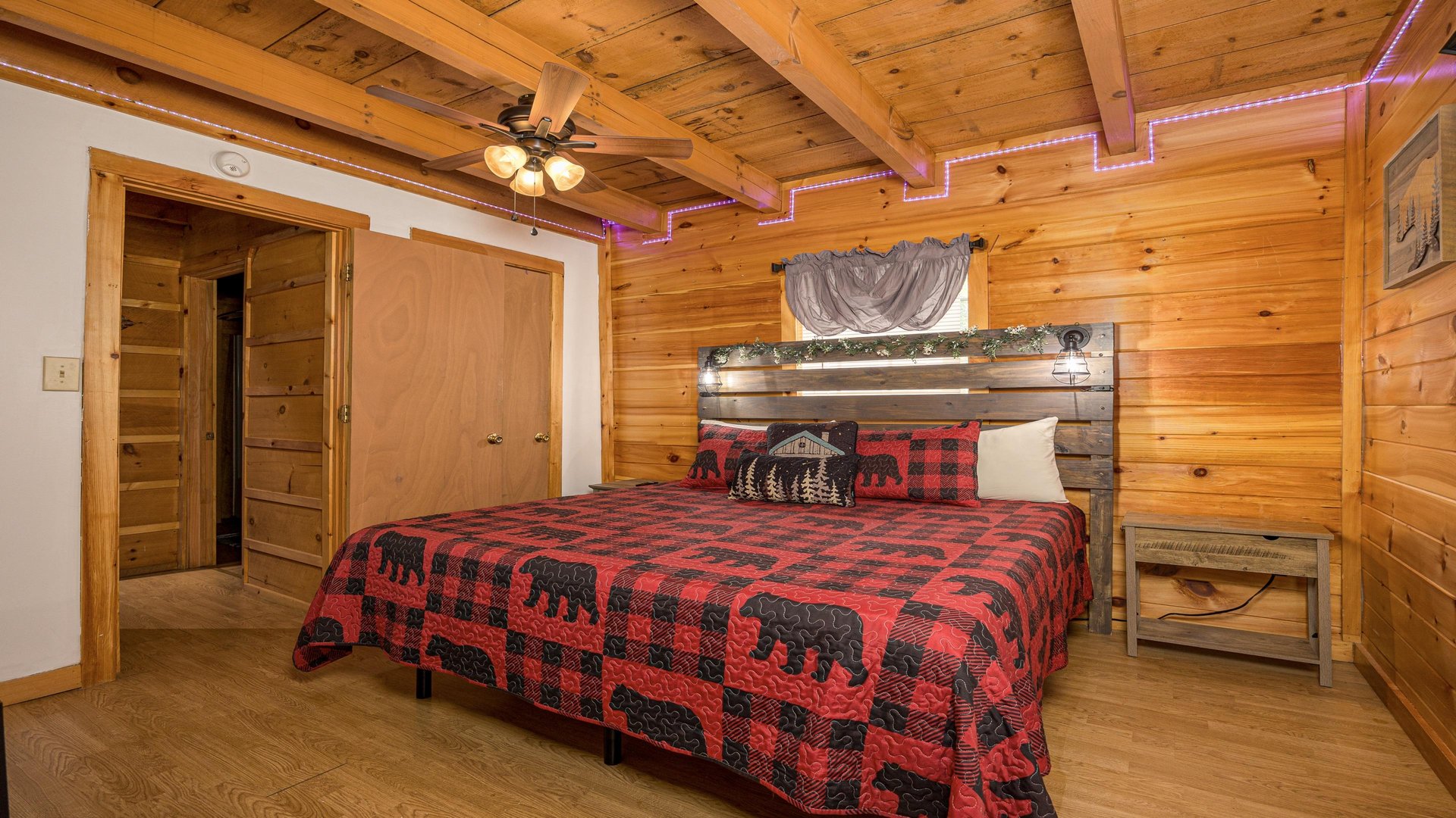 king bed