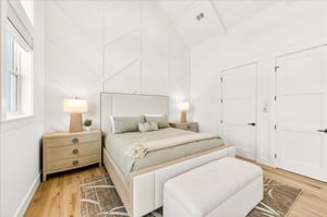 1st King Bedroom, 2nd Floor
