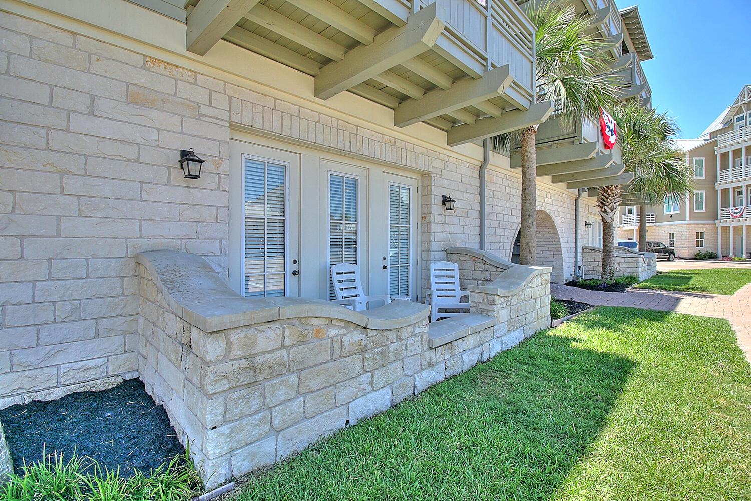 Private Patio, Facing The Town Center