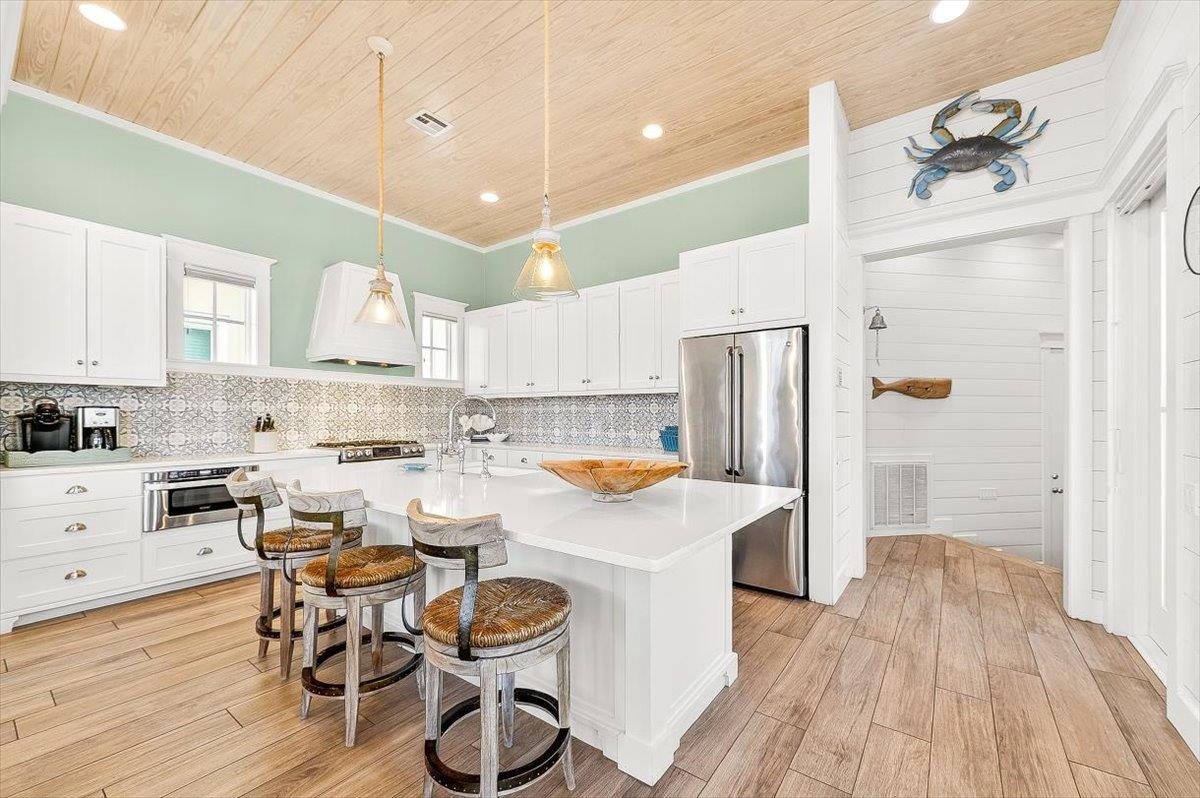 1st Floor, Kitchen