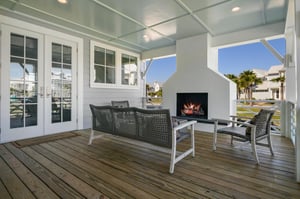 1st Floor, Back Deck