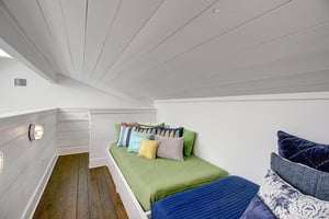 3rd Floor Loft with Twins