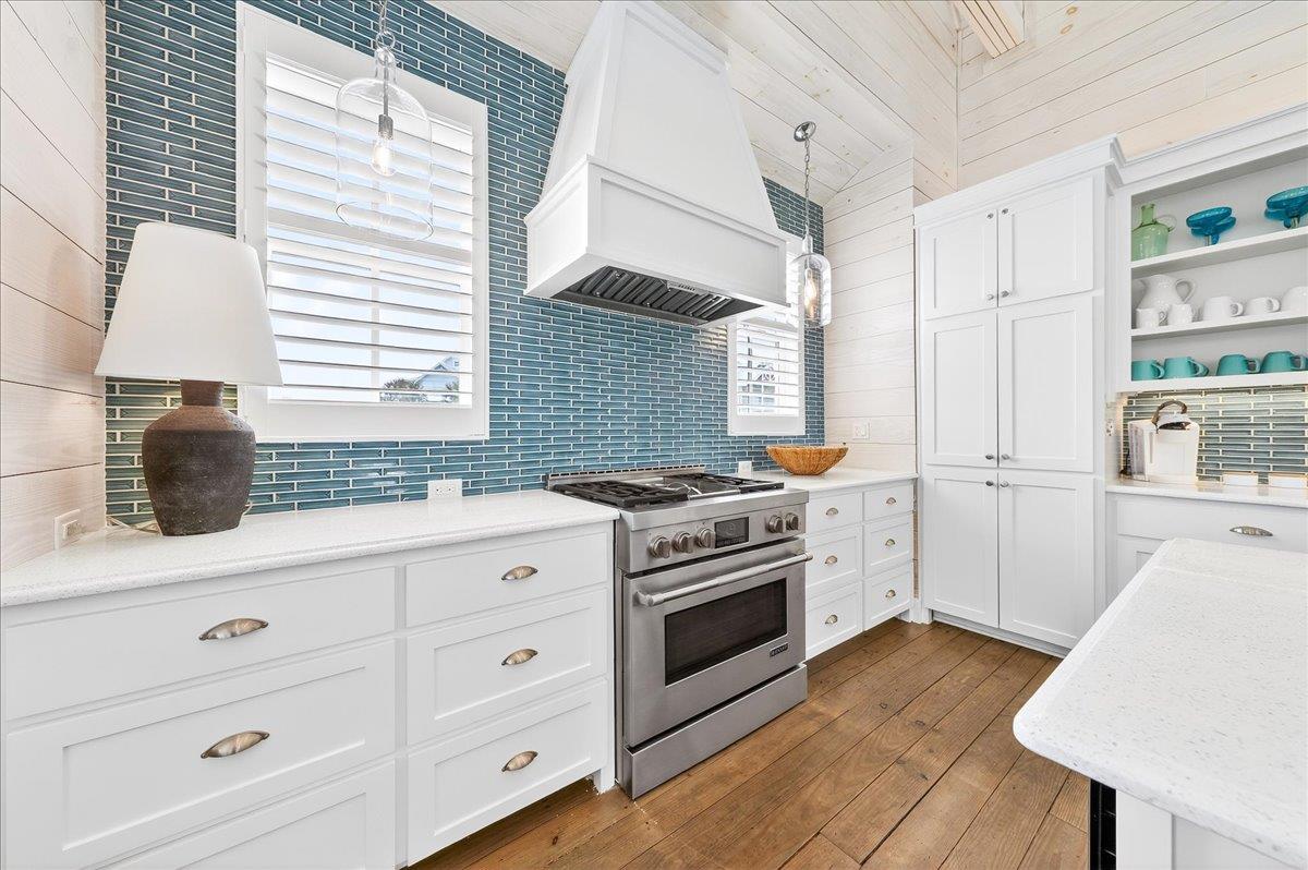 2nd Floor, Kitchen