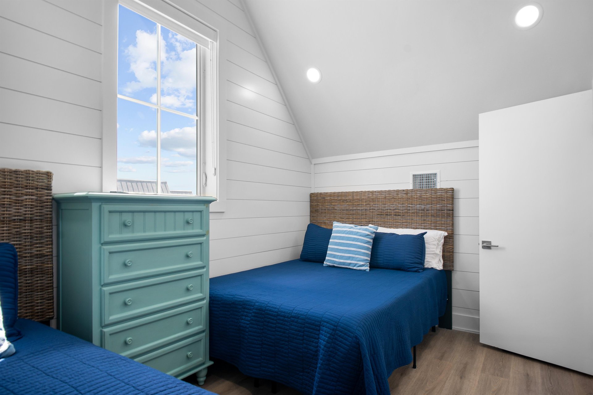 Queen  Twin Bedroom, 3rd Floor