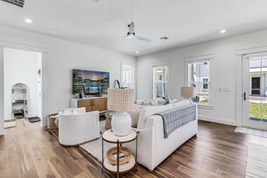 Living Area with Sleeper Sofa, 1st Floor