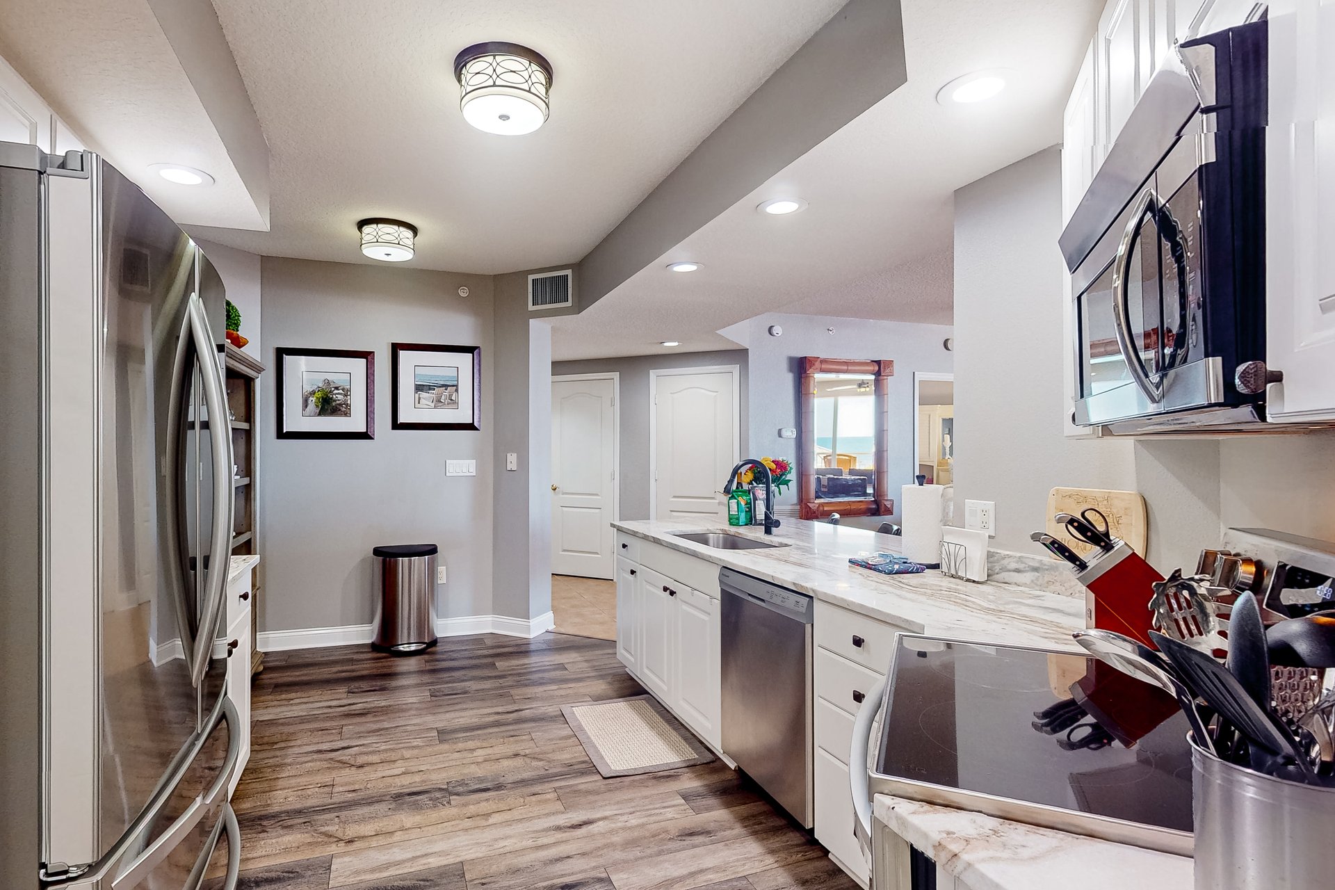 Mandalay Beach Club San Marco 403 14